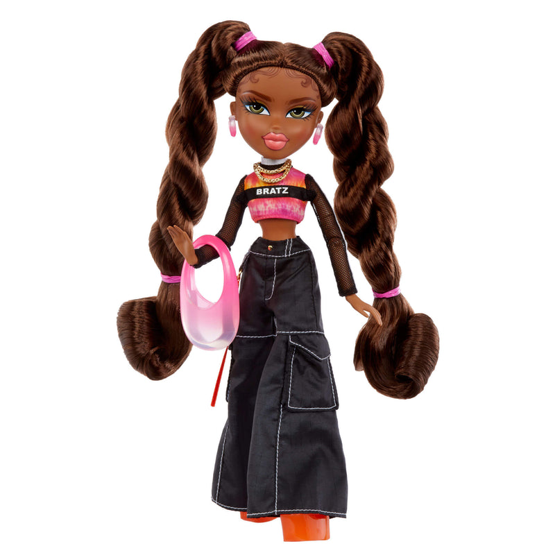Bratz Alwayz Sasha Fashion Doll with 10 Accessories - shop.mgae.com