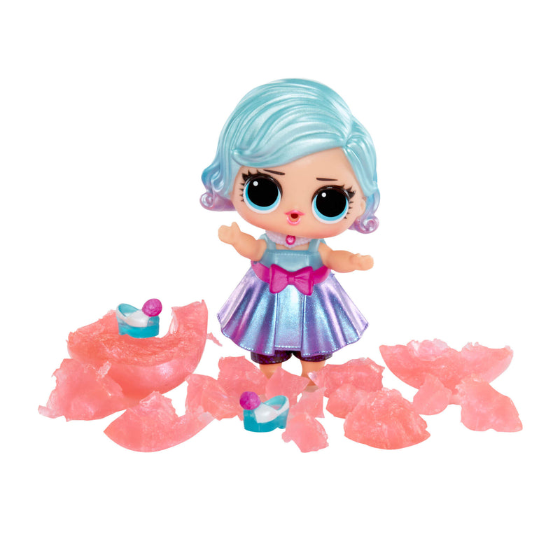 Tot with blue hair