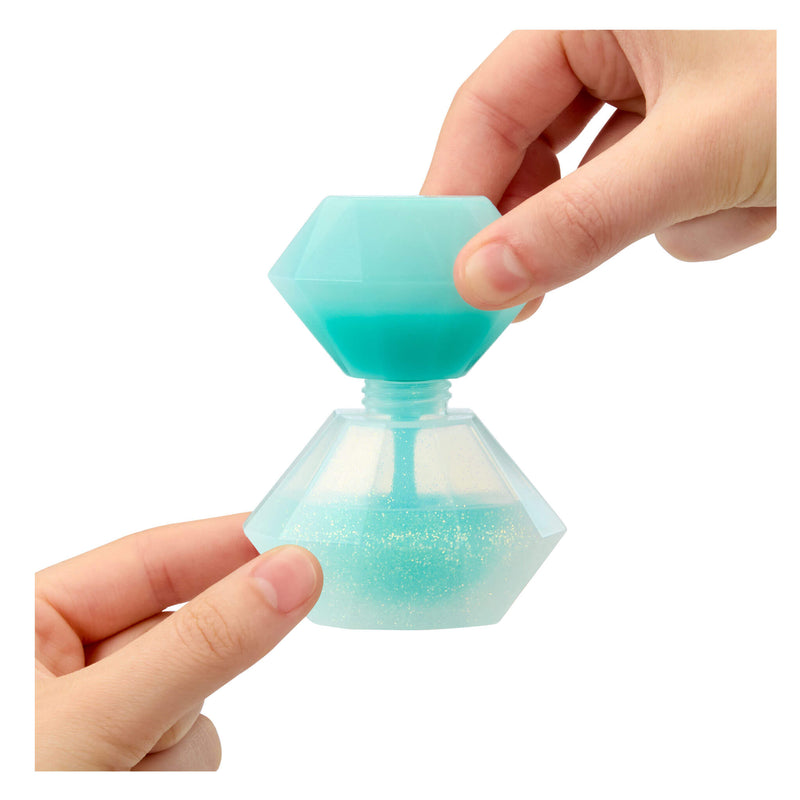 adding mix to bottle