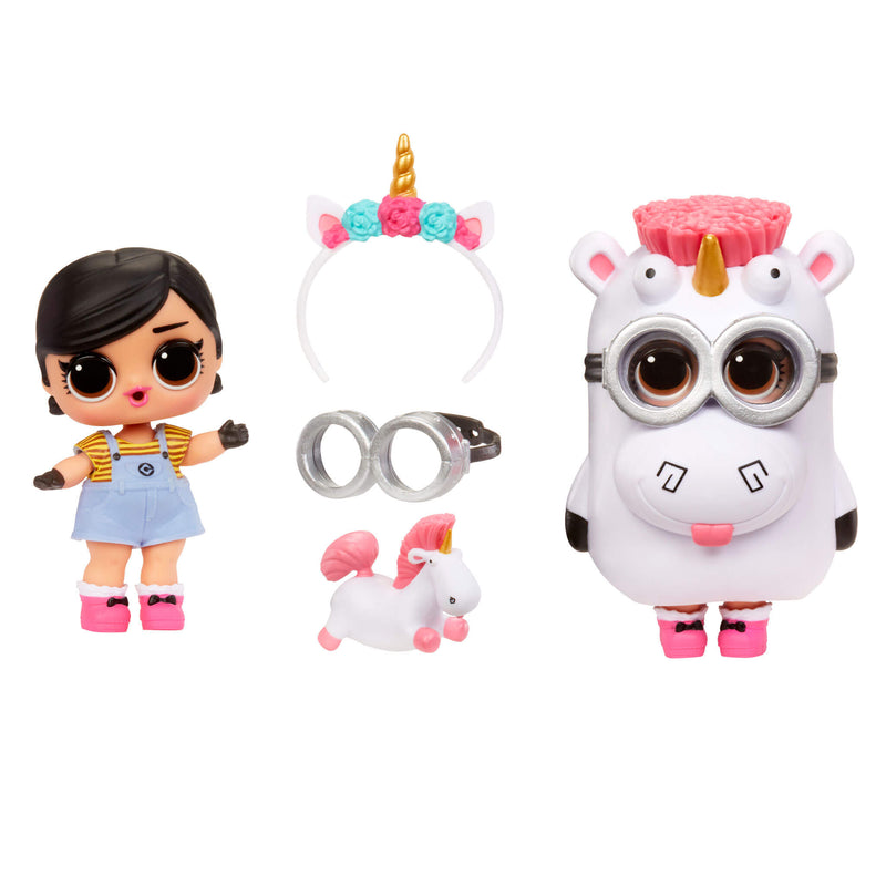 tot with unicorn costumer