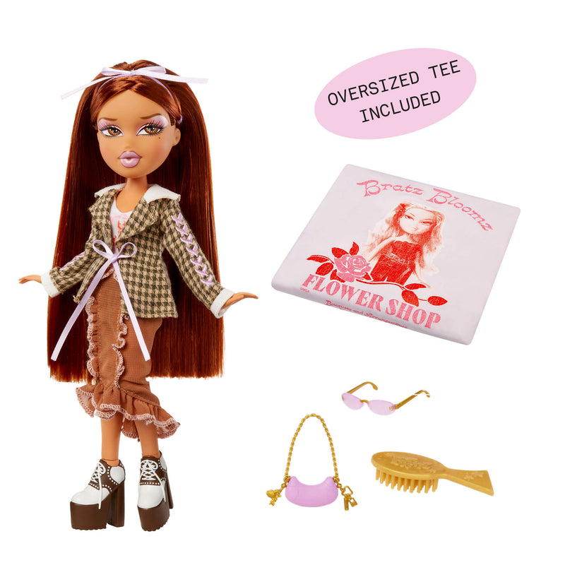 Yasmin with accessories