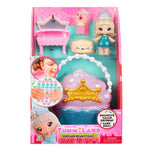 Yumm Land cupcake beauty bag with dolls and accessories in packaging
