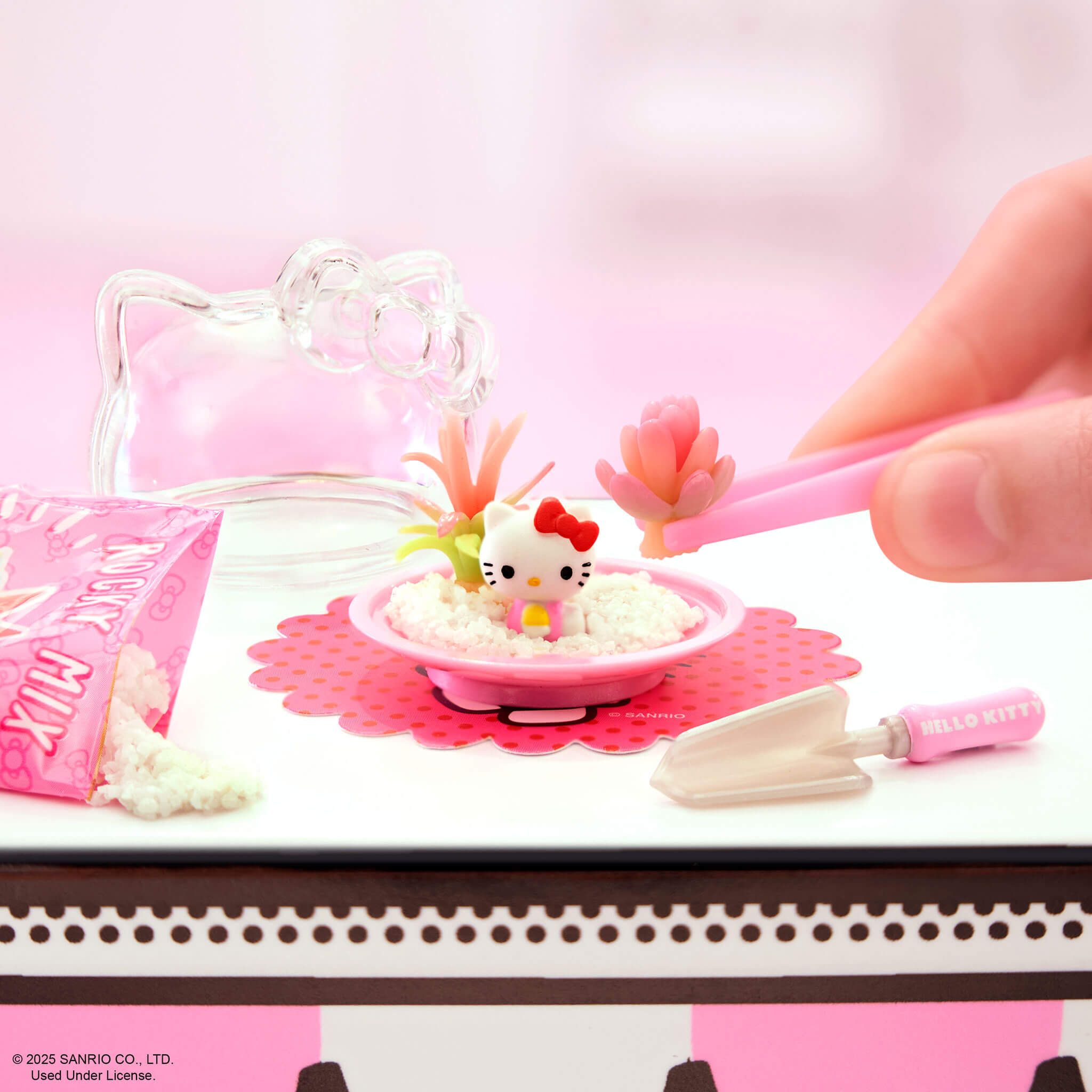 MGA's Miniverse Make It Mini Hello Kitty® and Friends Series 2