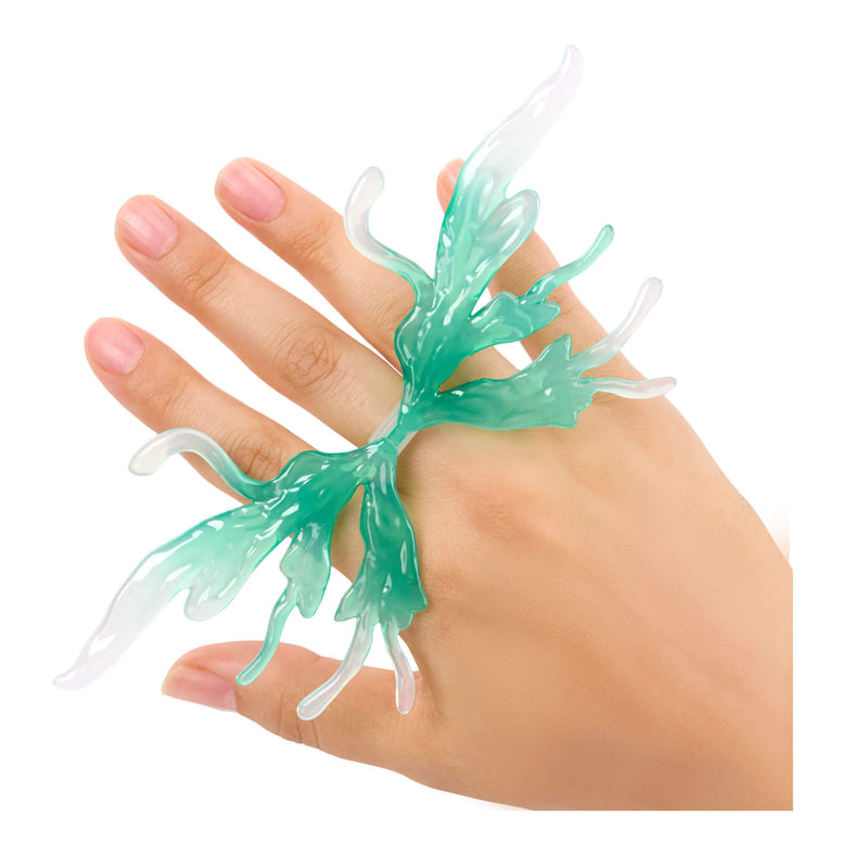 Wings can be used as a ring for child