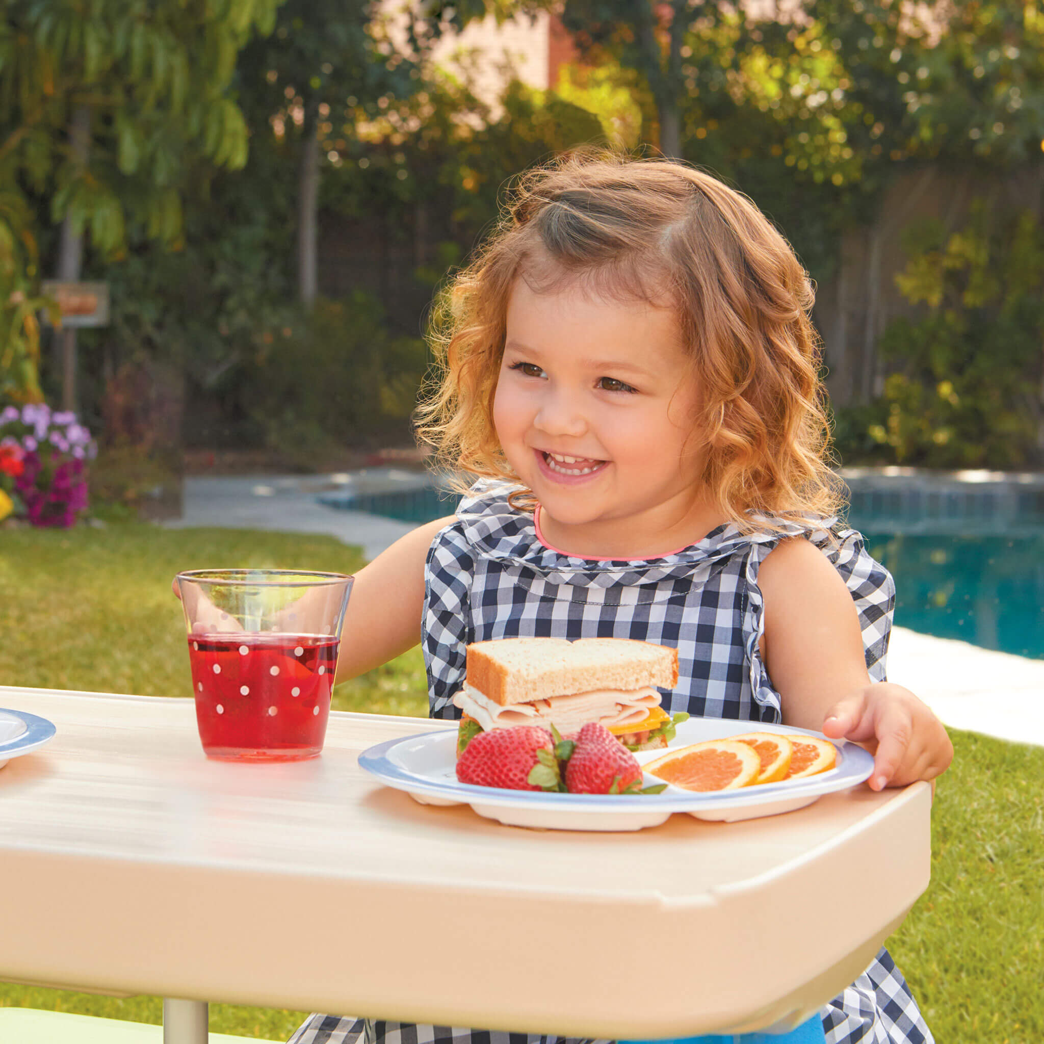 Little tikes easy store picnic table with umbrella online