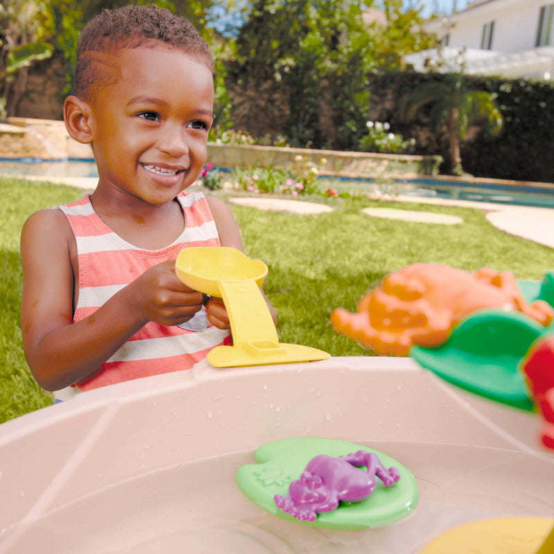 Little Tikes Frog Pond Water Table - shop.mgae.com