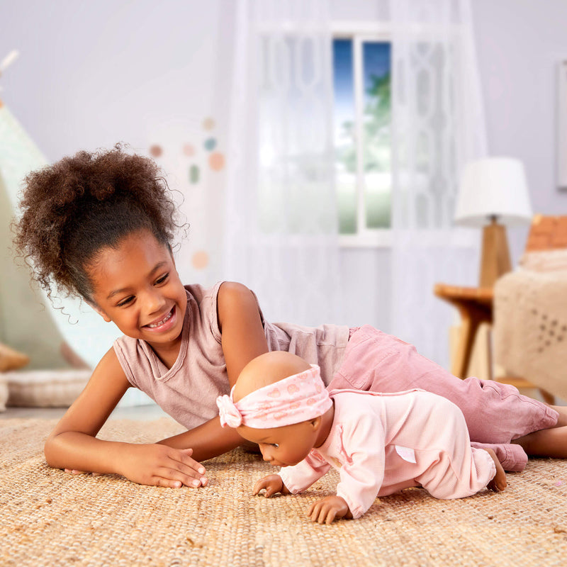 girl playing with Harper