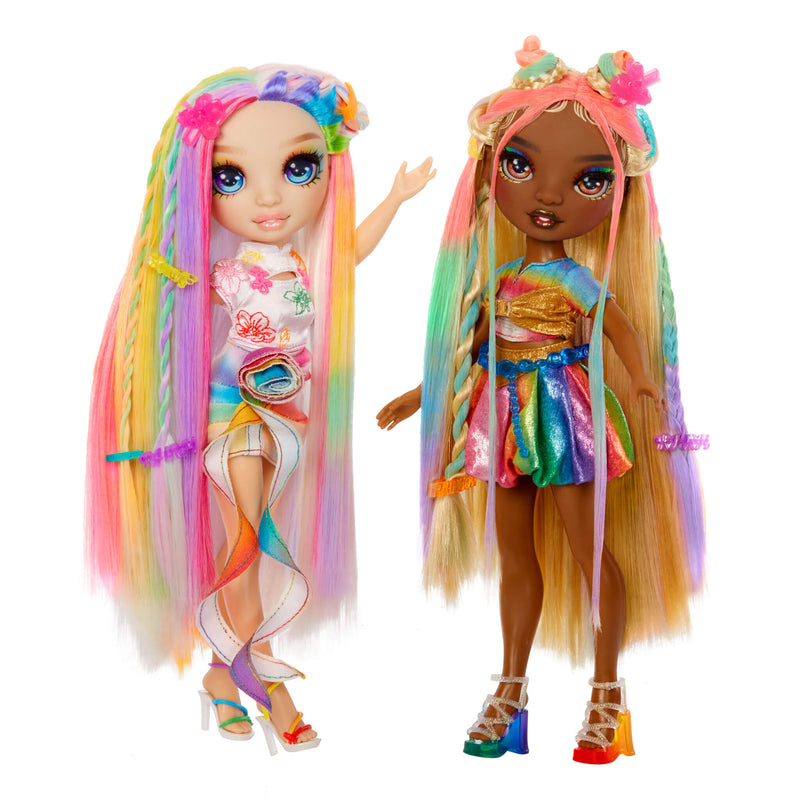 Hair Chalk and Style dolls Amaya and Meline